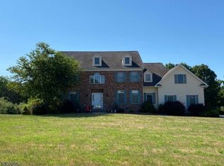 5 Long Hill Rd, Newton, NJ 07860