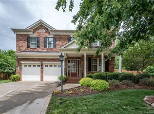 8114 Wilburn Ct, Charlotte, NC 28277