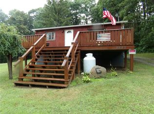 7423 Penn Ave, Somerset, PA 15501