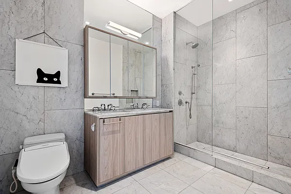 Rented by SERHANT. | media 22