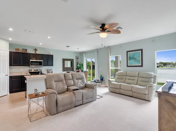 5317 Oakland Lake Circle, Fort Pierce, FL 34951