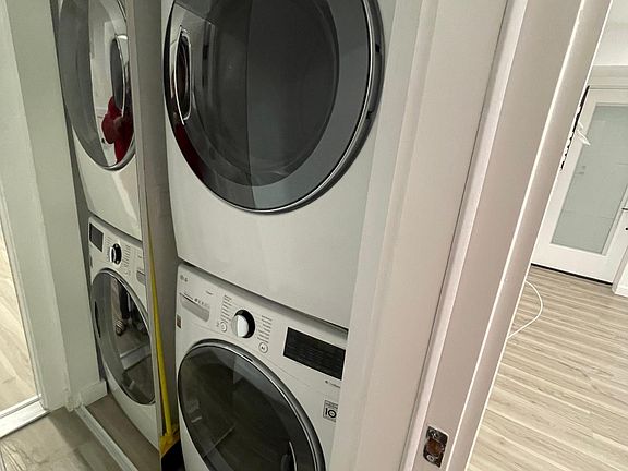 Washer & Dryer