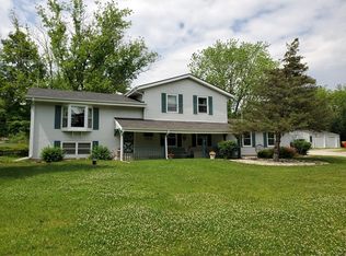 S88W26040 Edgewood Ave, Mukwonago, WI 53149
