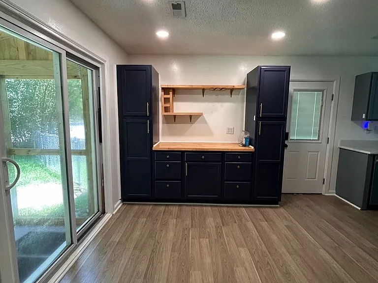 401 Bluebell Ave — Photo 13