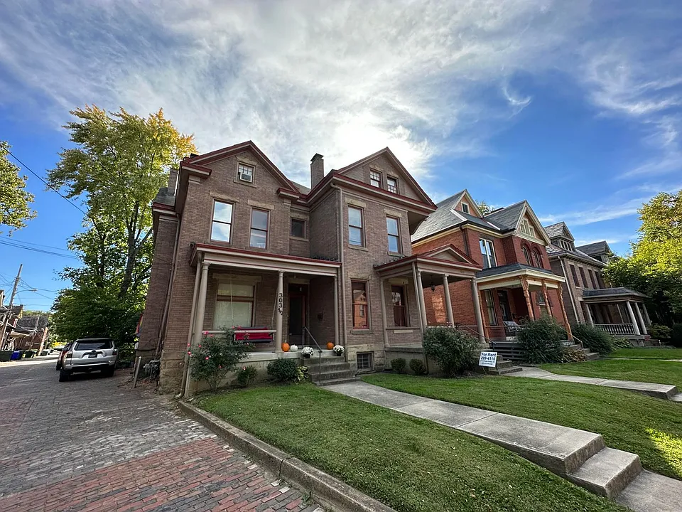 Wilber Ave 303-305 & 863 Henry NCR