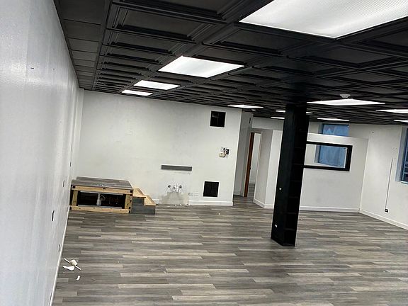 2nd image of 110 S Cass Ave