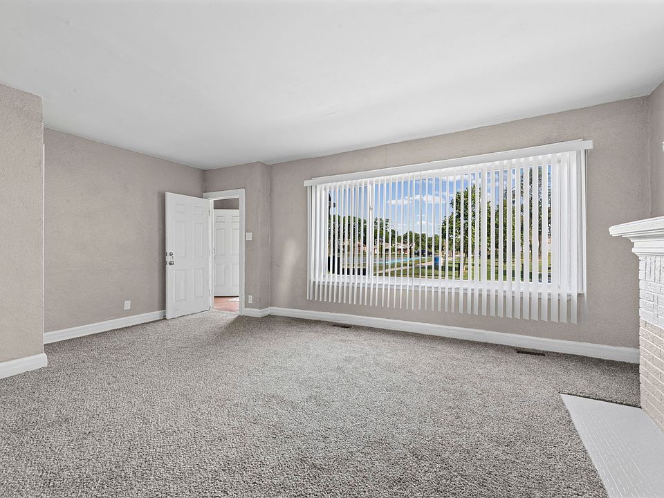 1st image of 3825 Waverly St #1