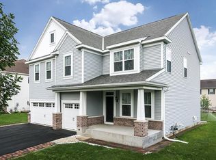 2102 Pembina Ln, Shakopee, MN 55379