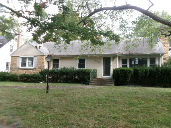 638 Pearl St, Ottawa, IL 61350