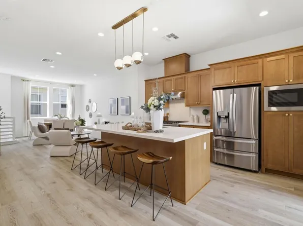 37309 Suncrest St, Newark, CA 94560