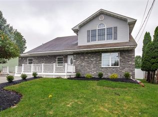 7 Bucknell Rd, Parlin, NJ 08859