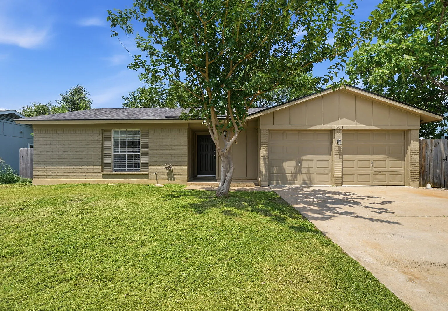3 bed, 2.0 bath, 1146 sqft, $1,795 — Photo 1