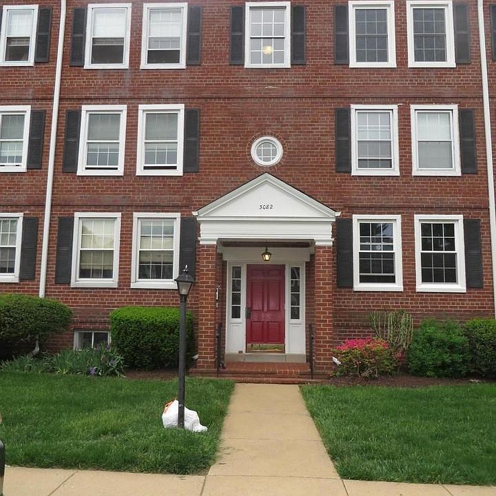 Exterior (Front)