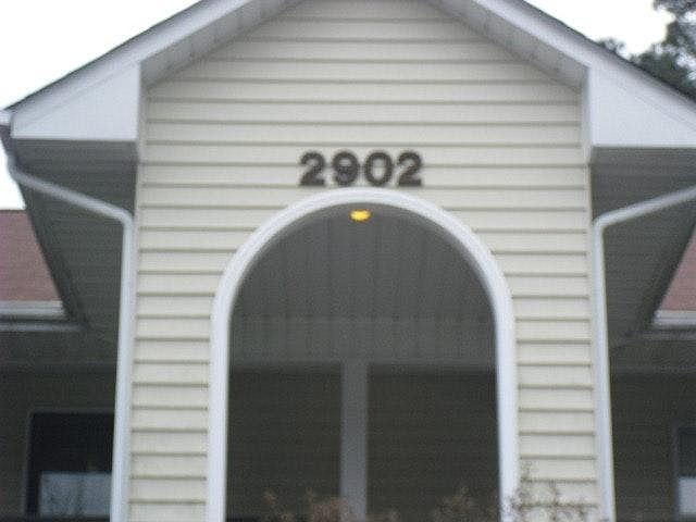 1st image of 2902 B Mulberry Ln