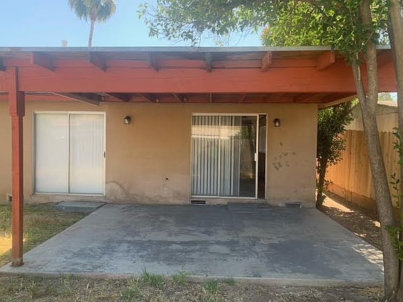 Covered back yard patio