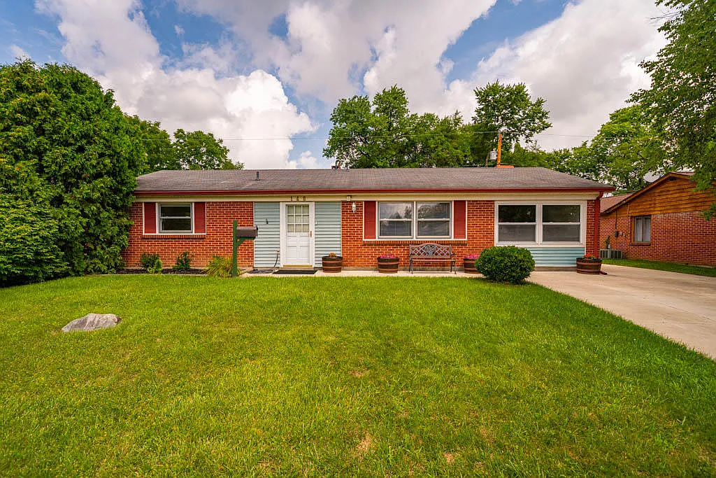148 McCraw Dr photo 1