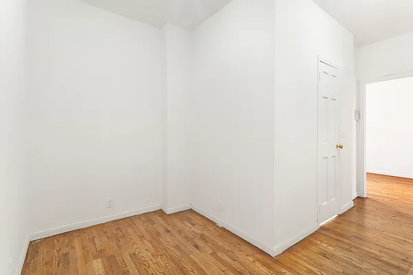 Rented by Compass | media 12