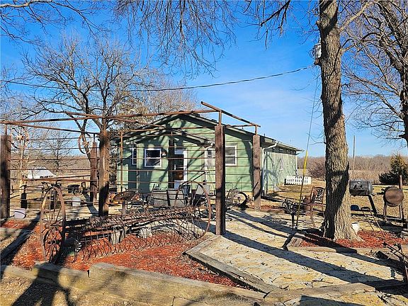 5th image of 31881 NW Barton Rd