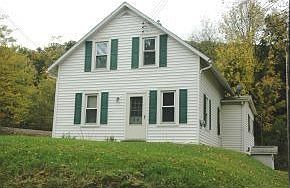 2nd image of 34 Phelps St