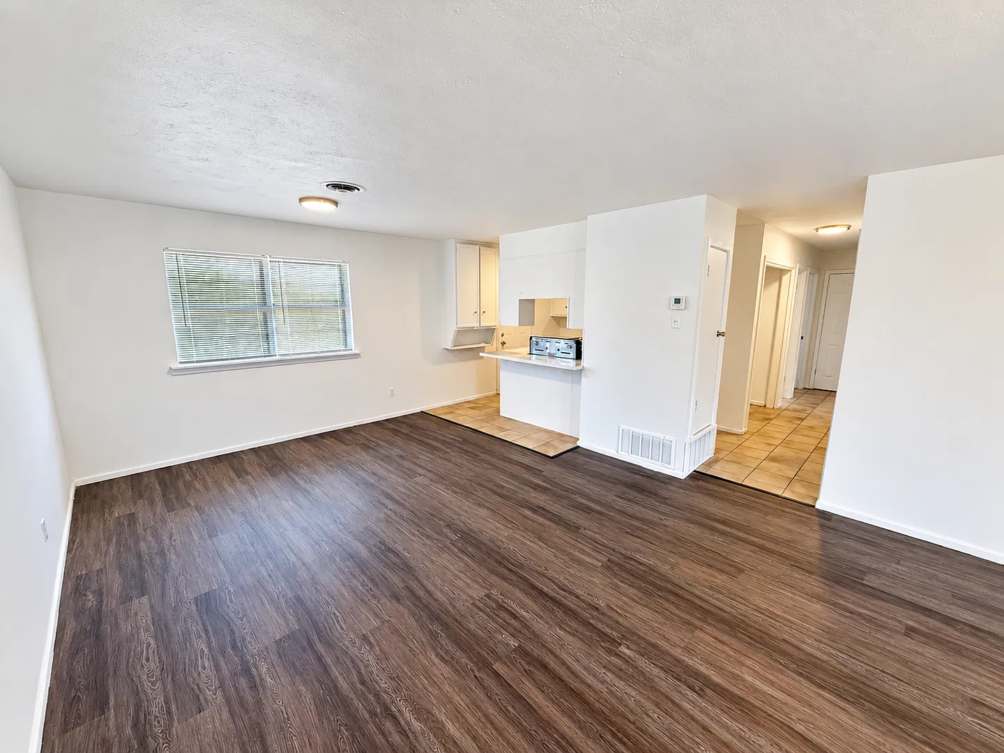 5606 44th Street — Photo 3