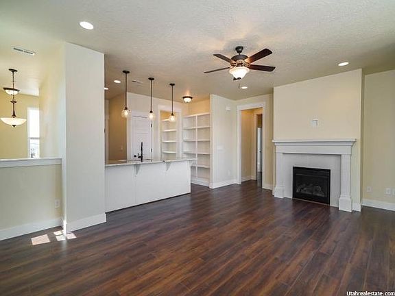 4th image of 4676 W Boathouse Cir #3A