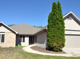 23642 W Stratford Dr, Plainfield, IL 60585