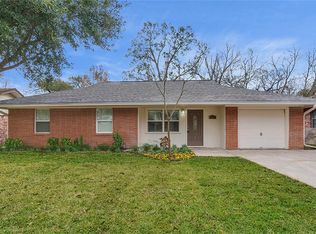 4617 Chrystell Ln, Houston, TX 77092