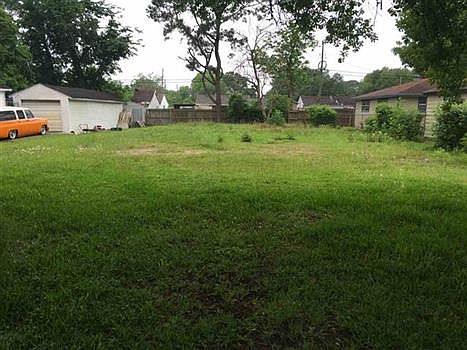 1st image of 515 22nd St