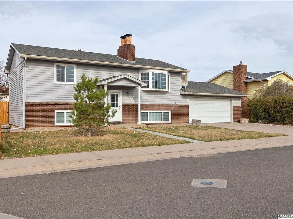 1st image of 2152 N 10th St