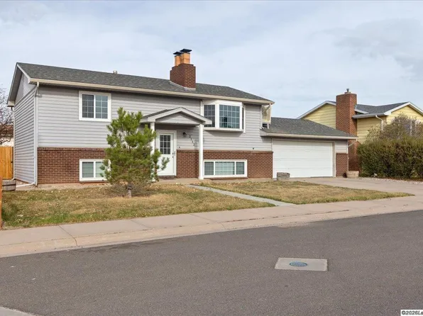 2152 N 10th St, Laramie, WY 82072