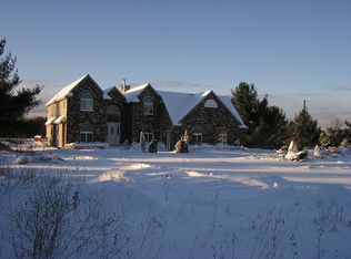 2442 E 48 Rd, Cadillac, MI 49601