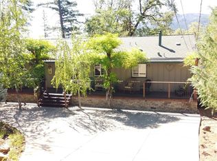 9437 Fox Dr, Cobb, CA 95426