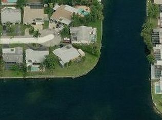 3616 Hibiscus Pl, Miramar, FL 33023