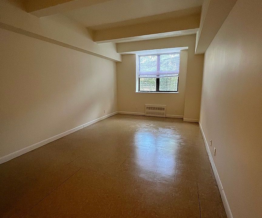 1st image of 2775 E 12th St APT 103