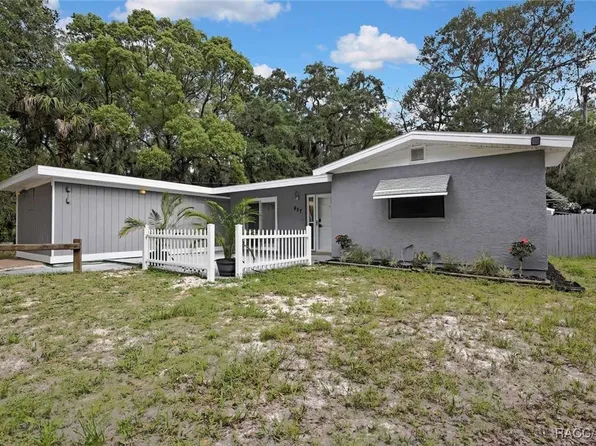 657 NE 11th St, Crystal River, FL 34428