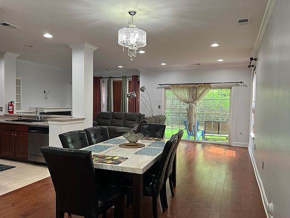 2nd image of 252 Riverwalk Way #Q183