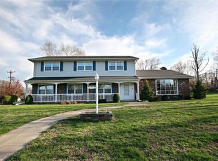 1208 Shelley Dr, Vandalia, IL 62471