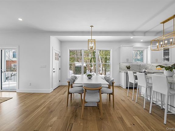 5th image of 41 Betsy Brown Road