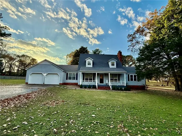 951 Bowen Estates Rd, Russellville, AR 72802