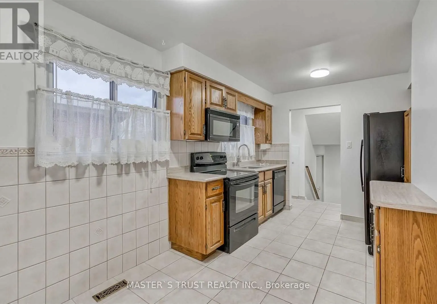 2 bed, $2,650 — Photo 2