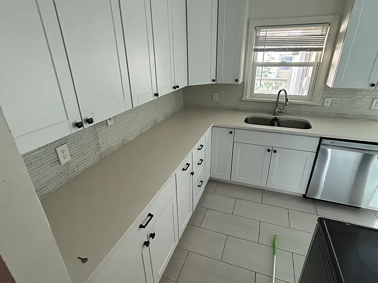 4403 W Bethel St — Photo 4
