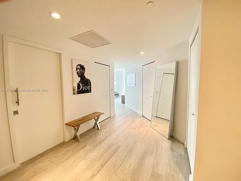 55 SW 9th St #3803 — Photo 5