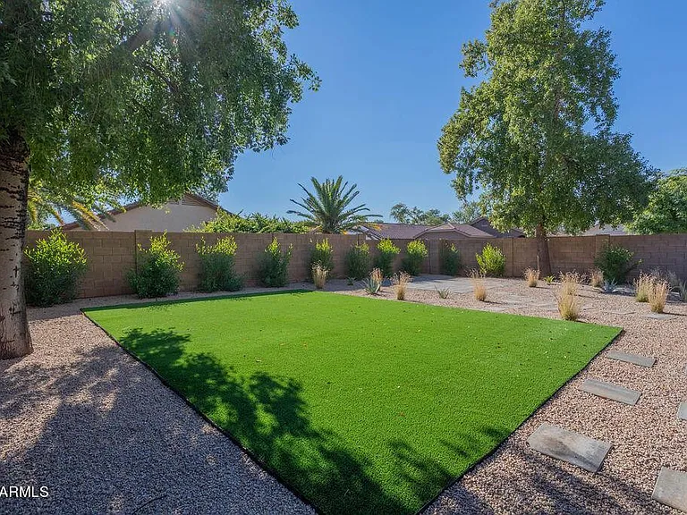 7457 W Melinda Ln — Photo 24