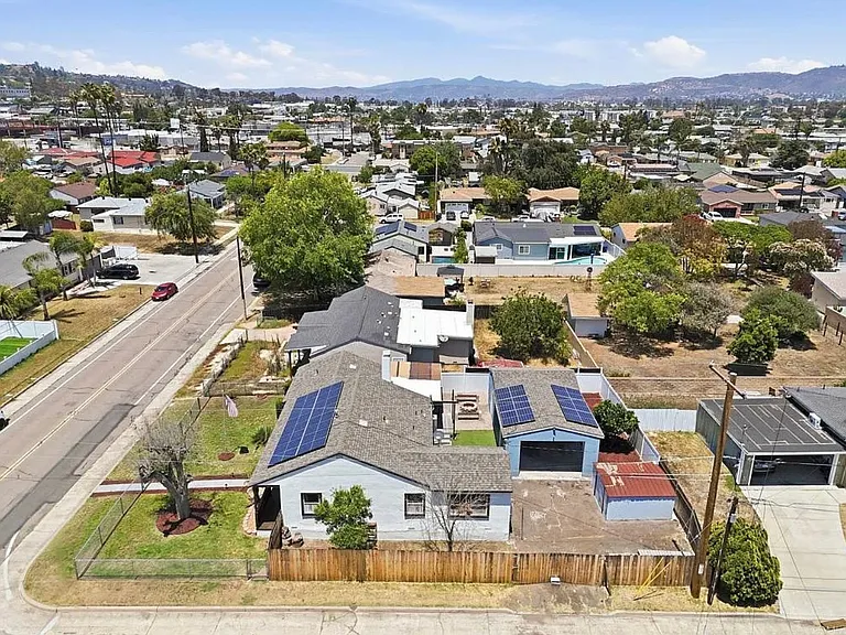 797 Lemon Ave — Photo 3