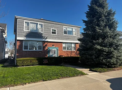 1115 Edgewater Photo 1