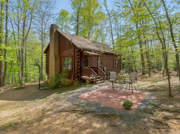 711 Jefferson Dr, Palmyra, VA 22963