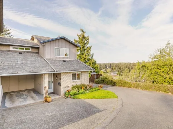 3341 Mary Anne Cres #20, Colwood, BC V9C 3S7