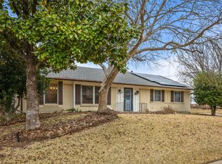 1401 Greenbrier Dr, Sherman, TX 75092
