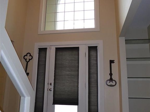 4th image of 7622 Windsor Ln