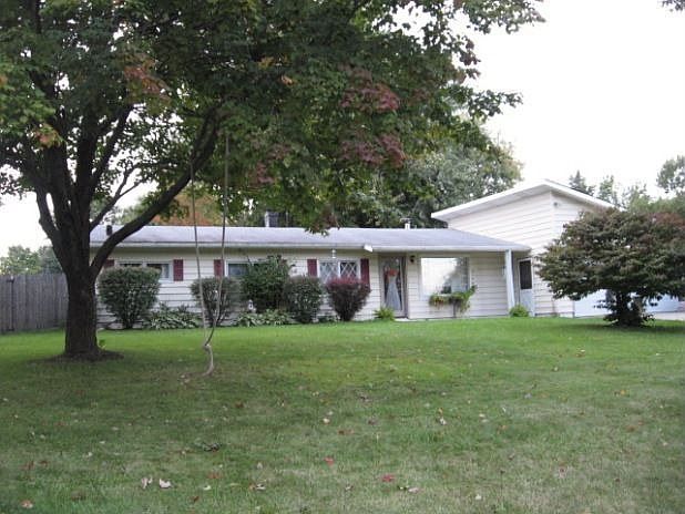 1st image of 1872 Paul Dr